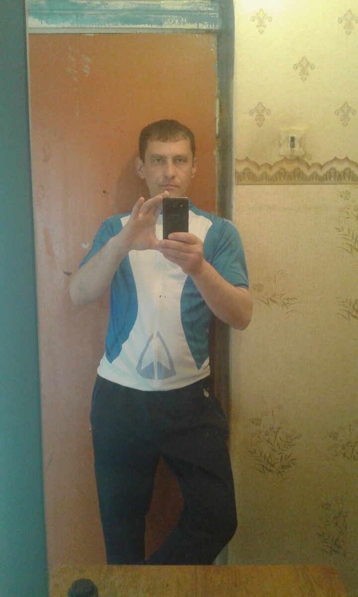  9810667  , 49 ,    