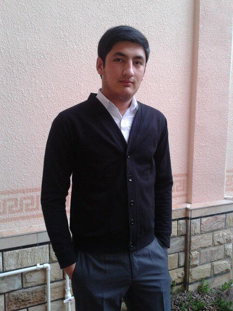  5121987  Akrom, 35 ,    