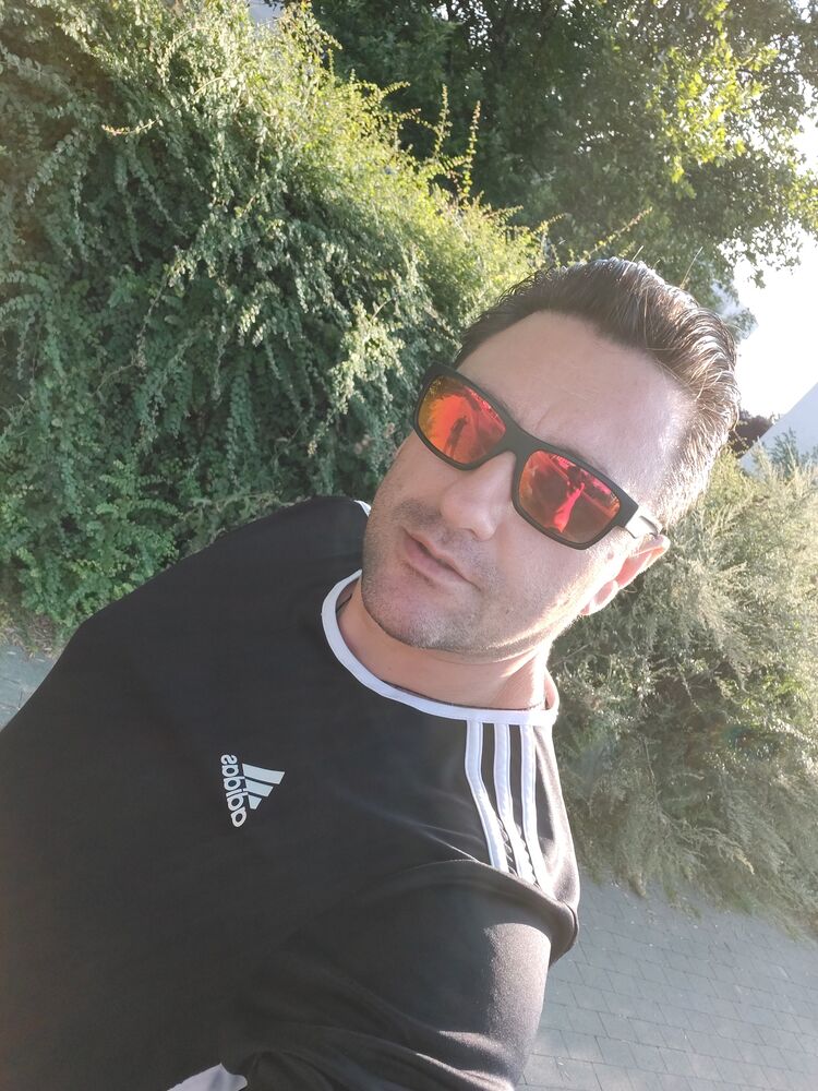  23997537  Dima, 35 ,    Czestochowa