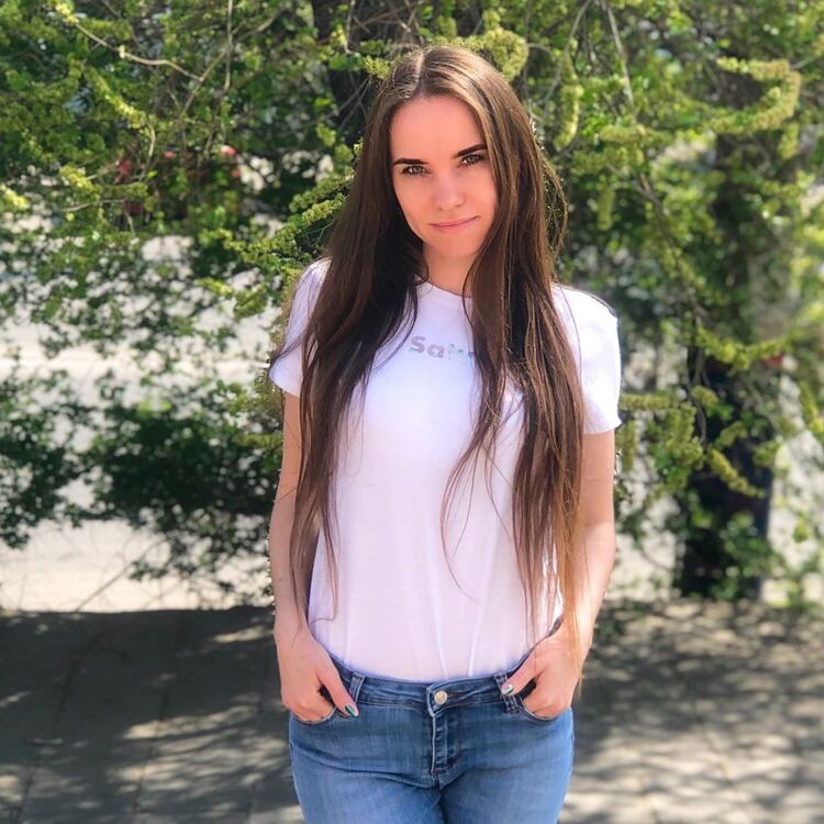  52131957  Viola, 32 ,    