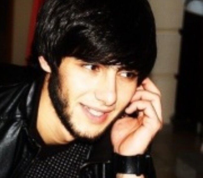 ,   Arman, 27 ,   ,   , c 