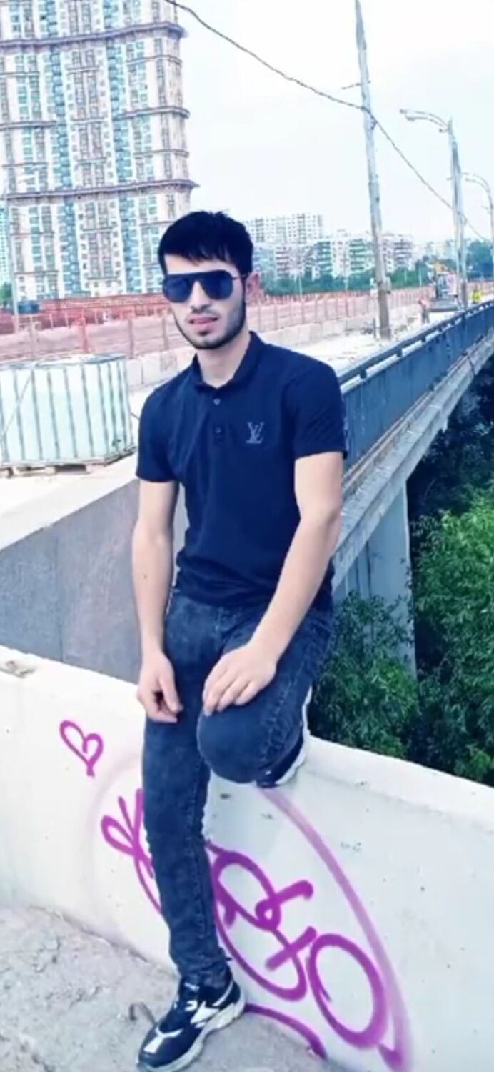  51737367  Joshqinbek, 25 ,    