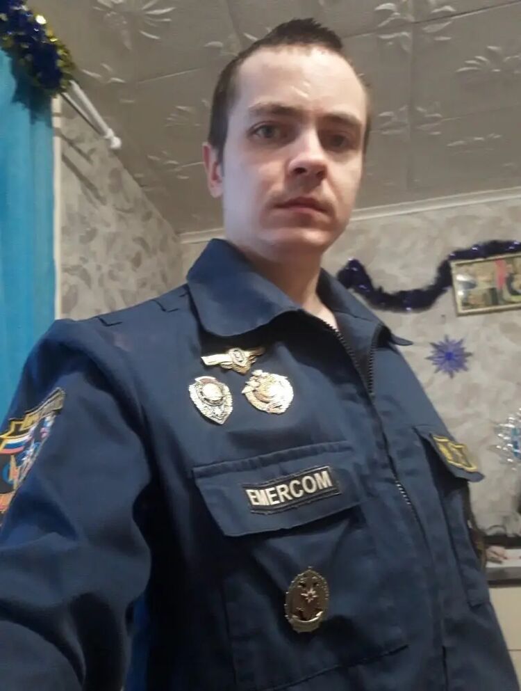  39843107  , 37 ,    