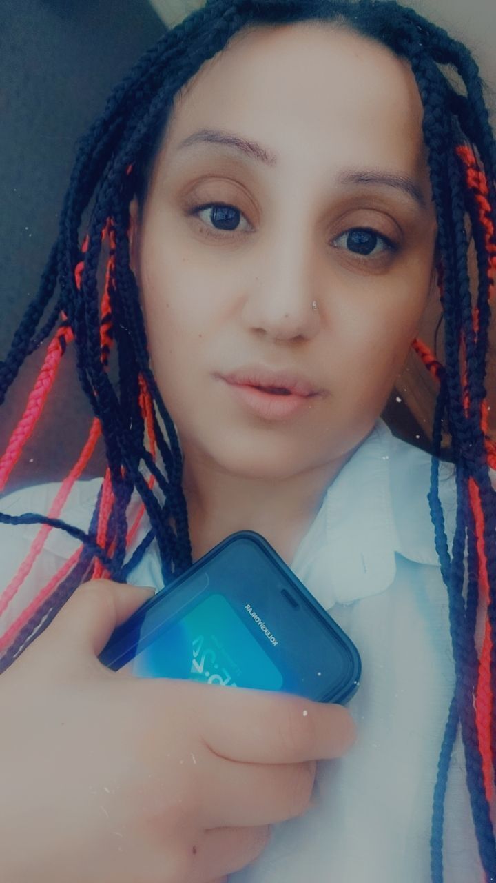  36621697  Leyla, 33 ,    