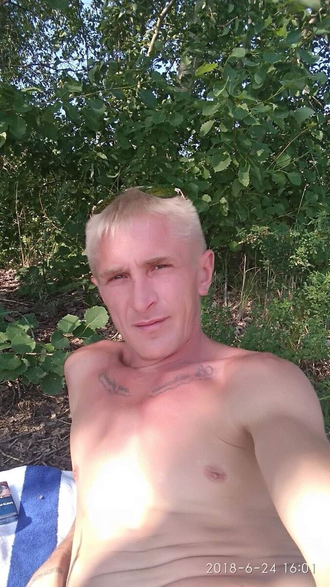  19053897  , 45 ,    