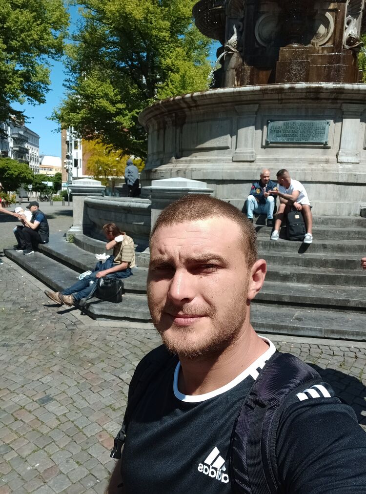  40539487  , 30 ,    