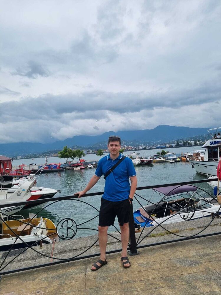  53862537  Kamil, 36 ,    