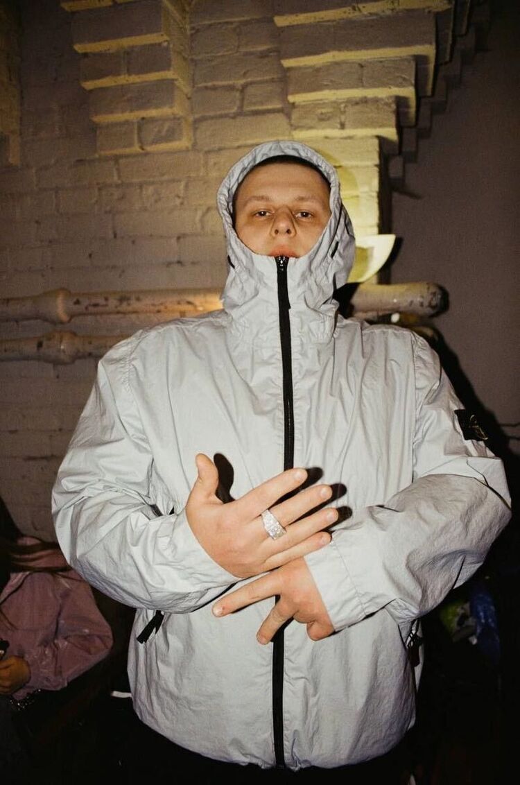  -,   , 25 ,   ,   