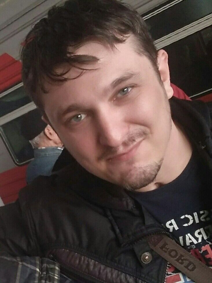  18748867  , 33 ,    