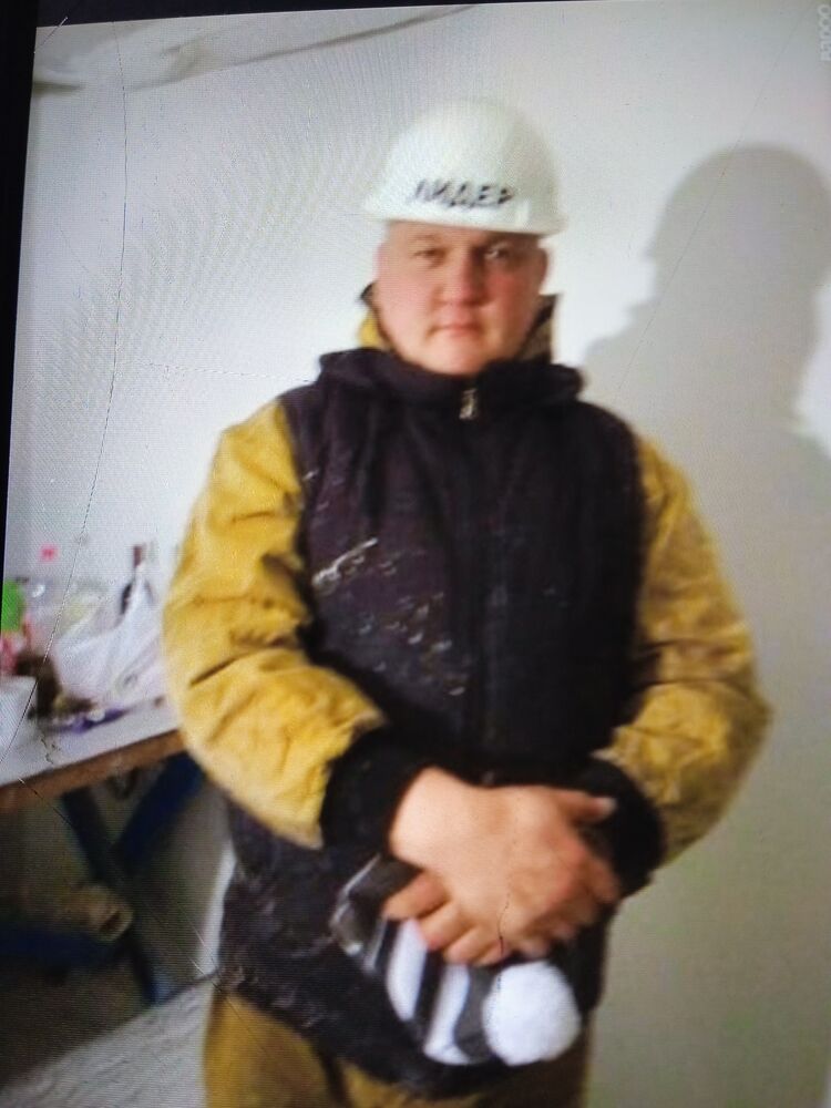  43846067  , 49 ,    