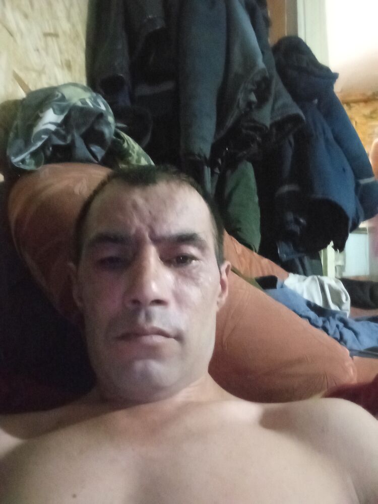 48717677  , 40 ,    