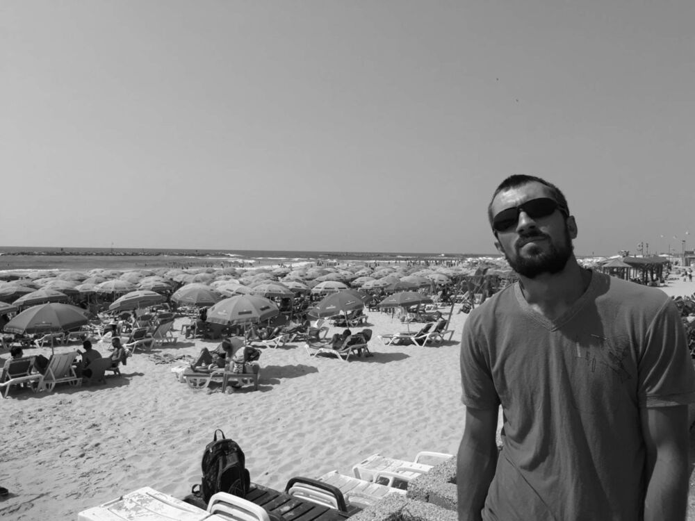  10589637  , 34 ,    Azor