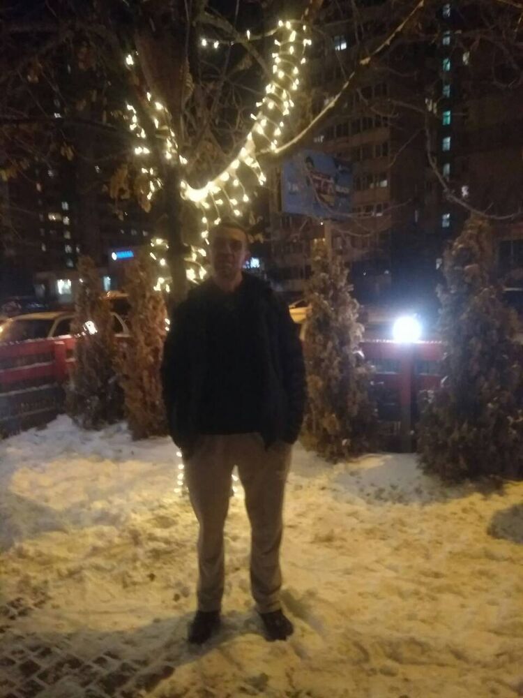  ,   Valerii, 49 ,   ,   , c 