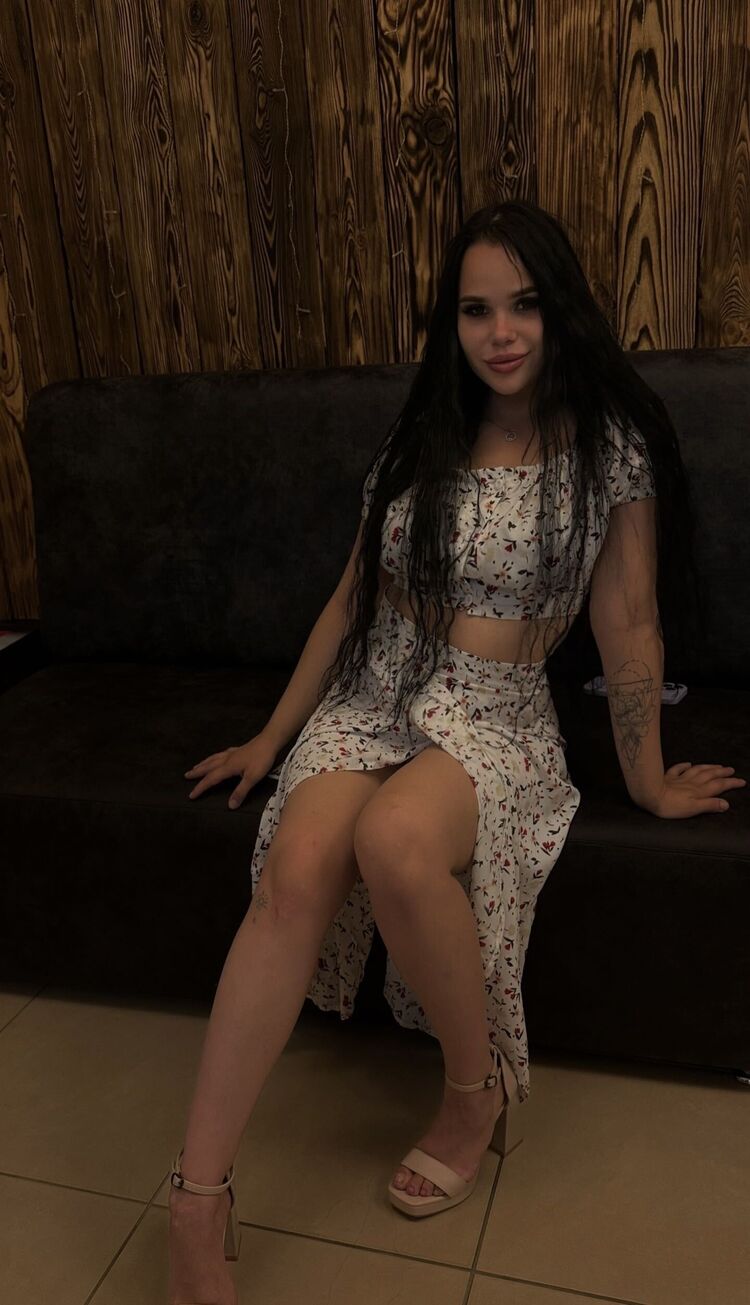  53058127  , 22 ,    