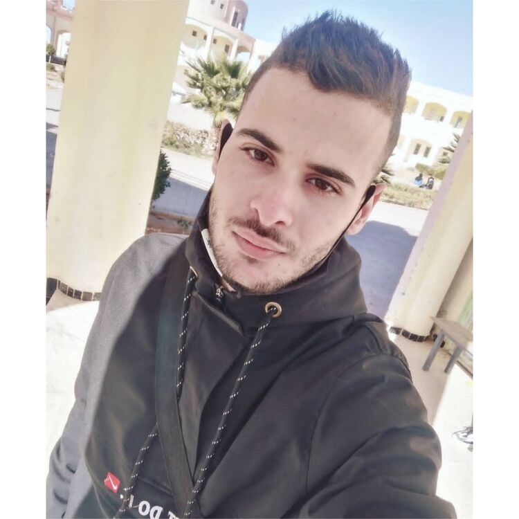  28490477  Amar, 27 ,    
