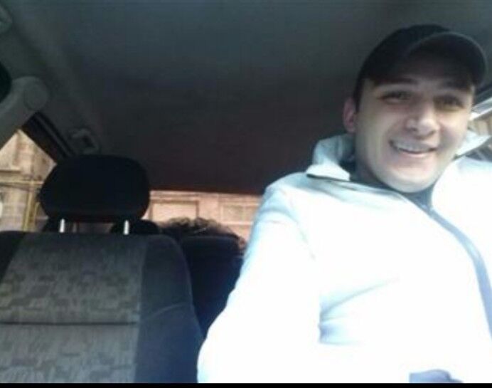  18619397  Hayk, 39 ,    