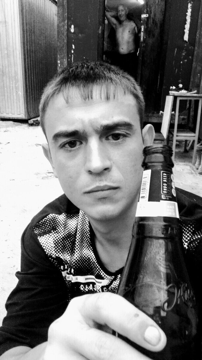  20708307  Nikolas, 30 ,    