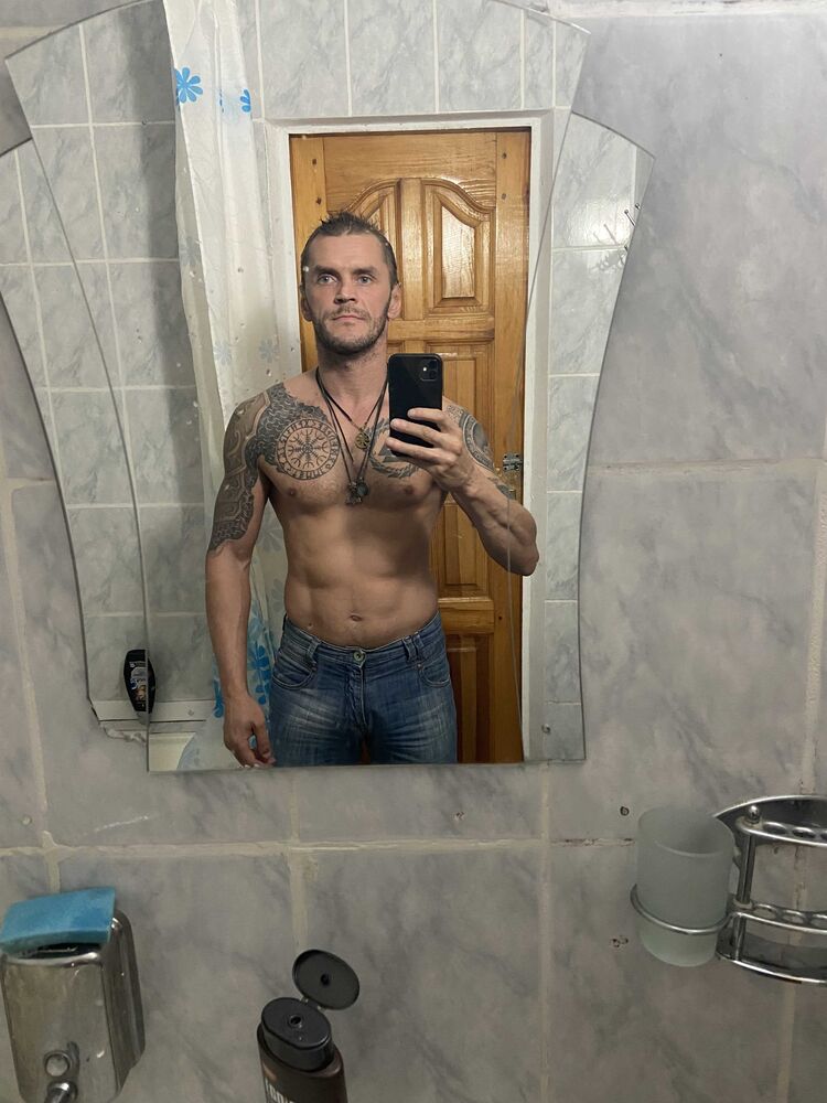 24647417  , 38 ,    
