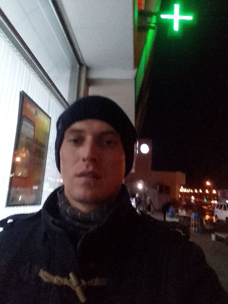  30428807  Dmitry, 35 ,    