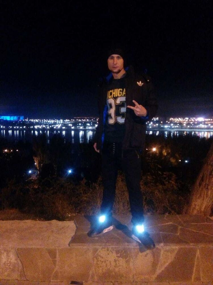  18669337  , 33 ,    --