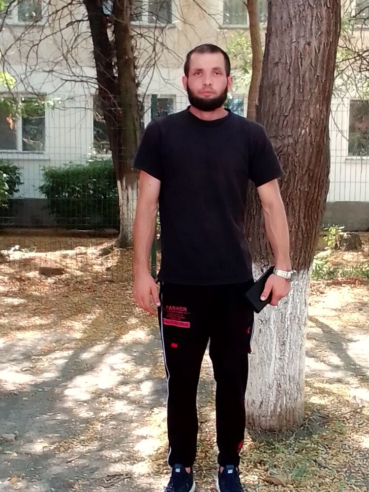  37718807  Andrey, 31 ,    