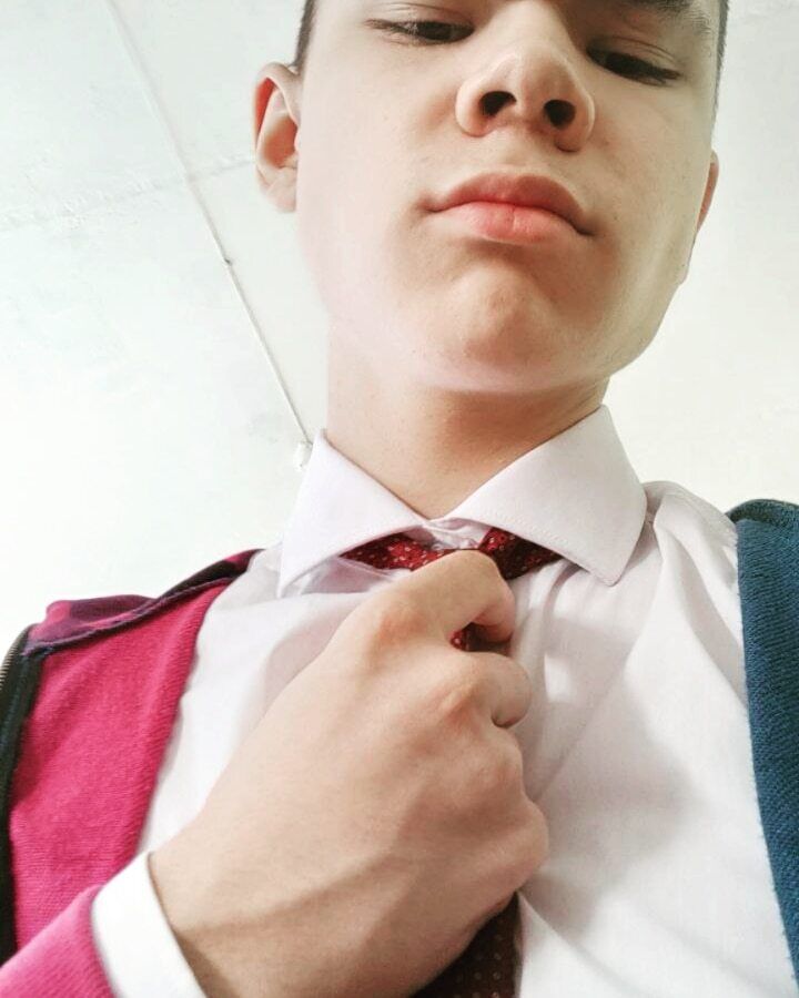  31806457  , 21 ,    