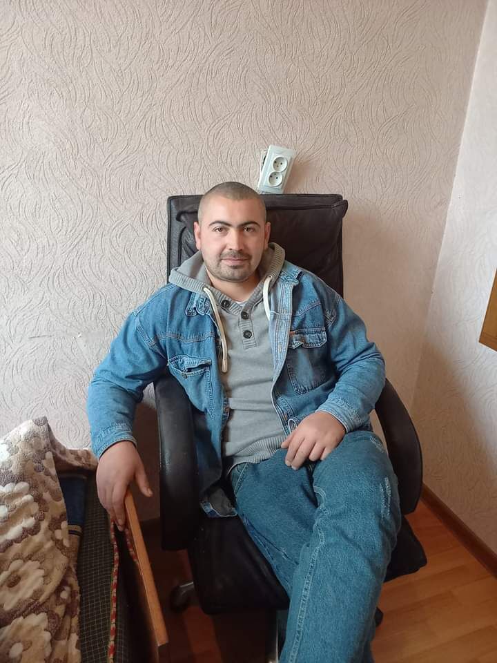  30023437  Otar, 34 ,    