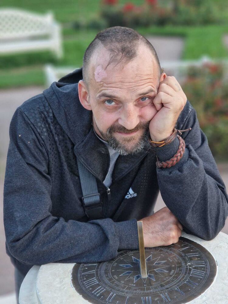  54236737  , 49 ,    -