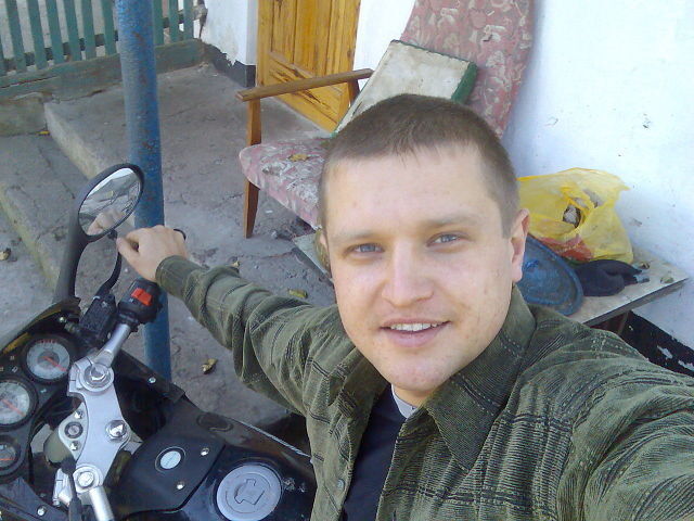  8132567  , 42 ,    