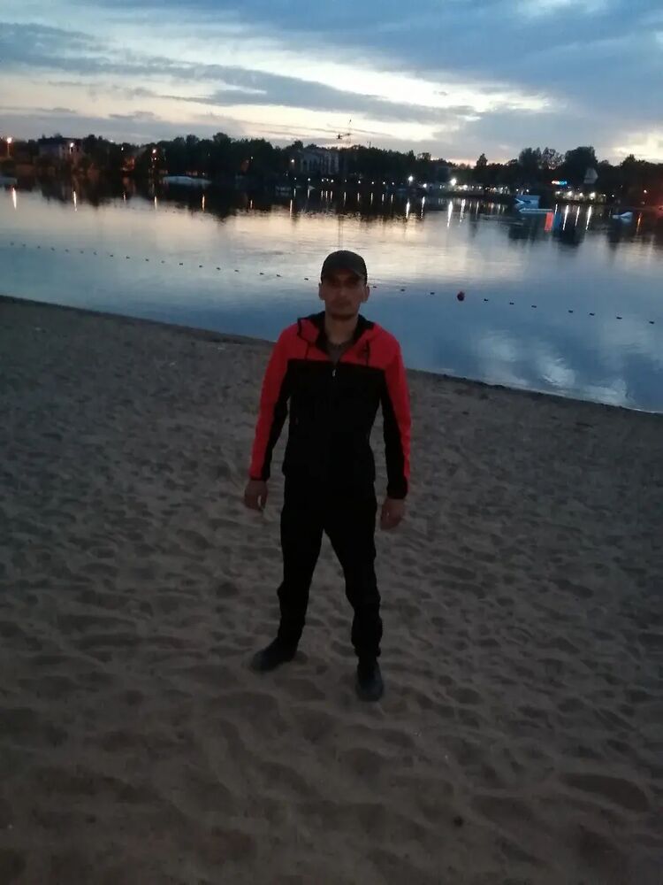  29768987  , 33 ,    -