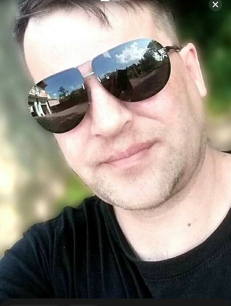  ,   Denis, 45 ,   ,   , c 