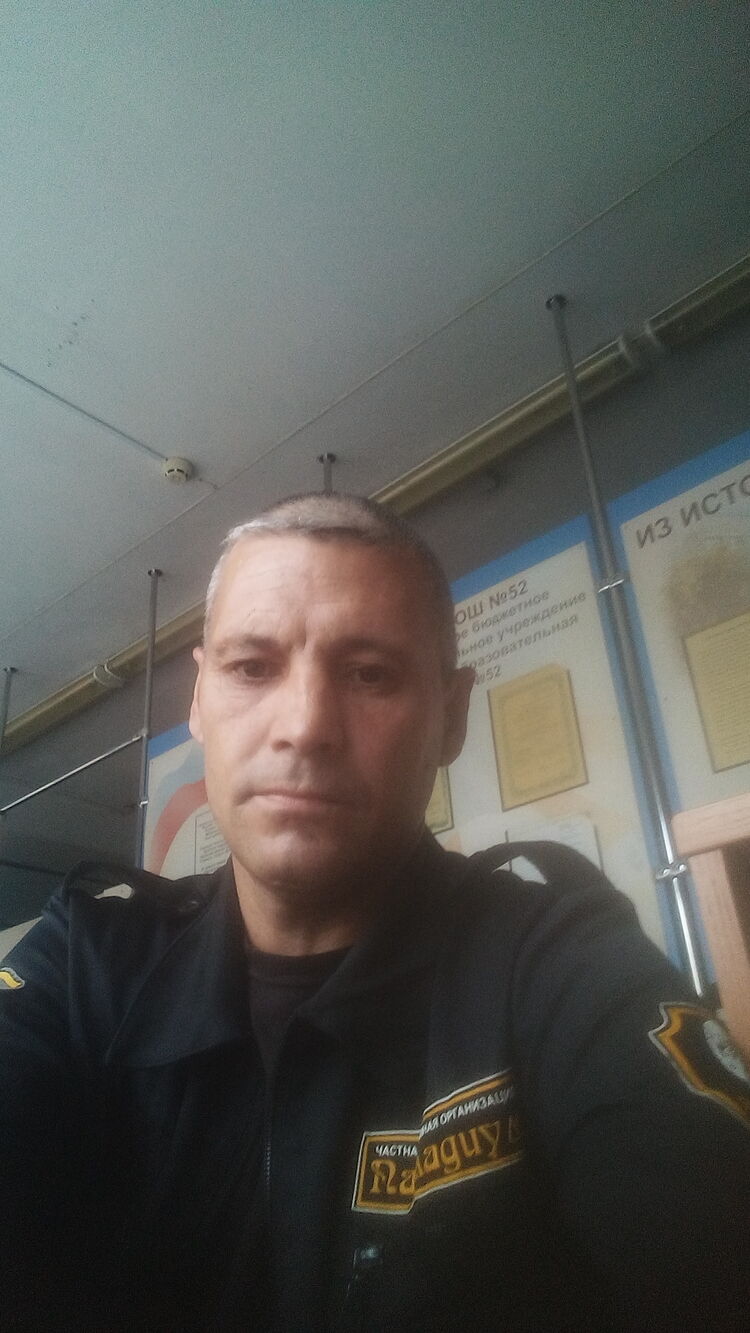  28787977  , 46 ,    