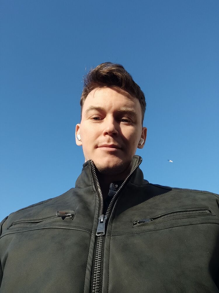  ,   Valery, 32 ,     , c 