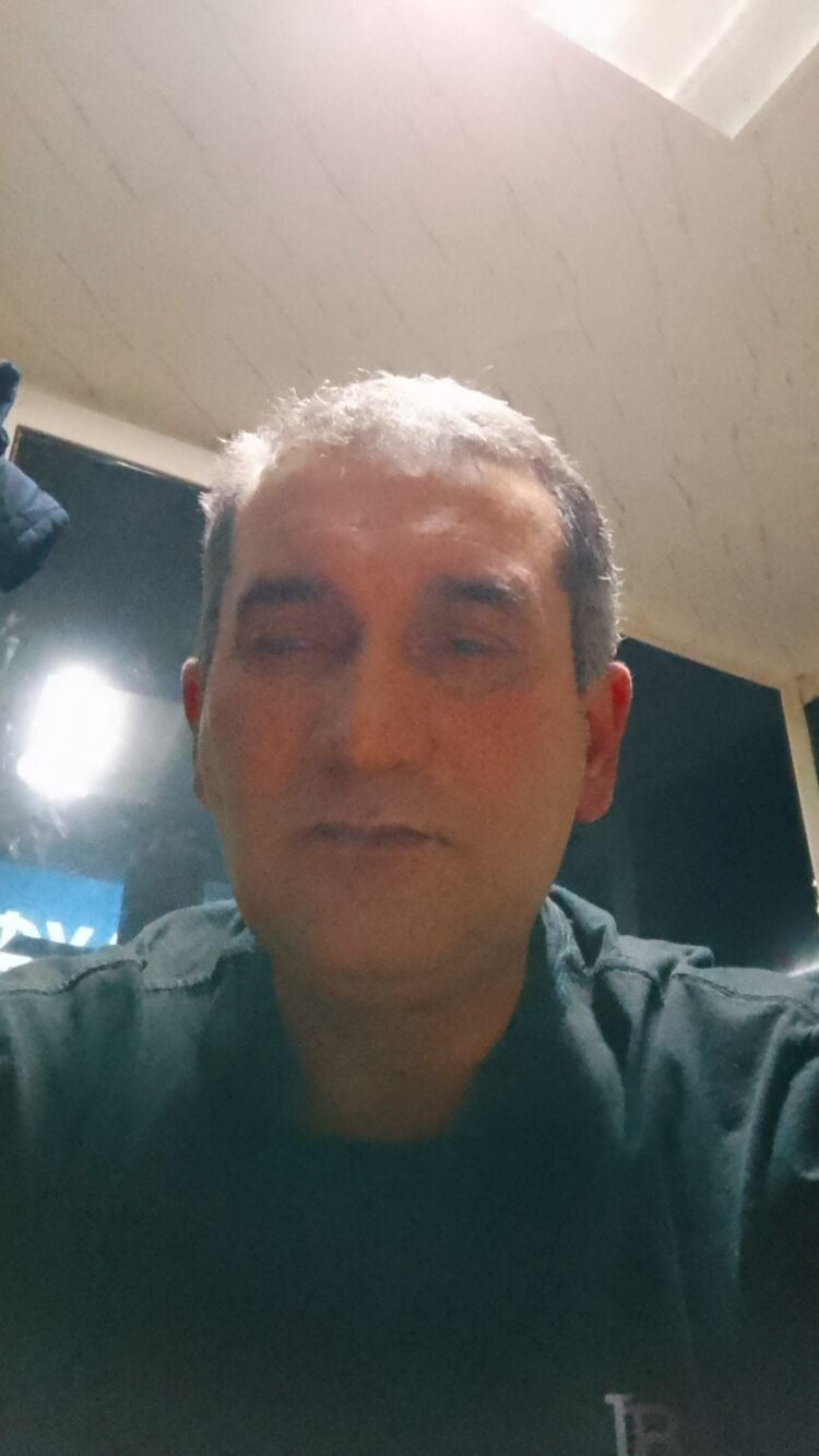  48855917  , 52 ,    