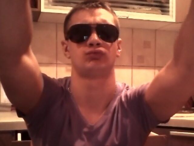  4151817  Ryslan, 33 ,    