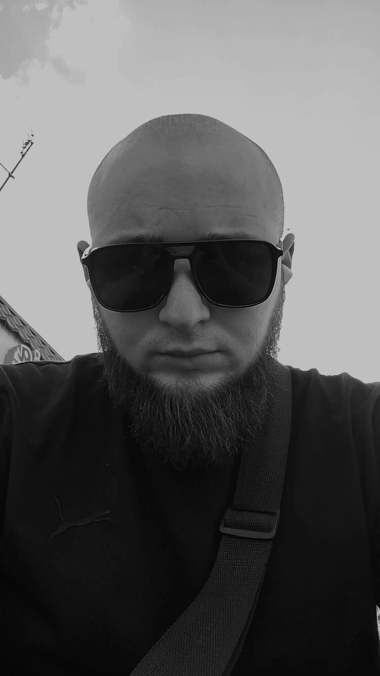  46920867  Vova, 23 ,    