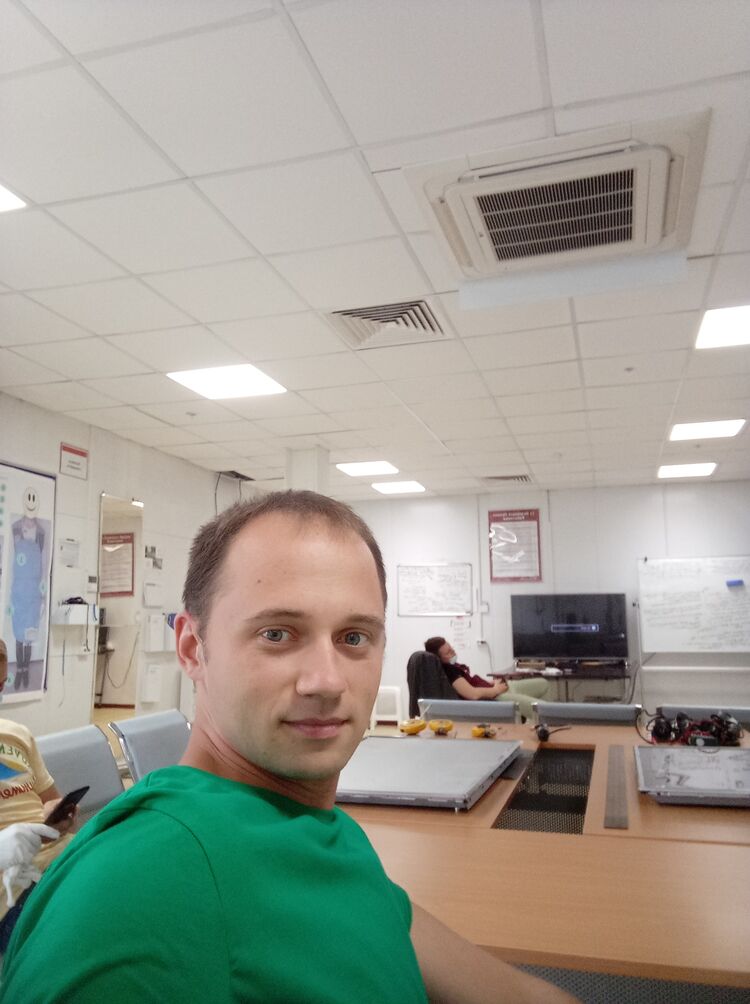  54690157  , 32 ,    --