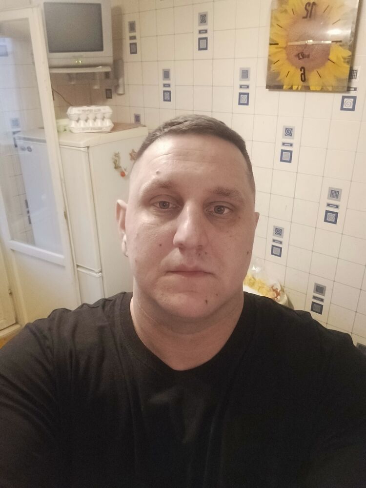  52310477  Nikolay, 36 ,    