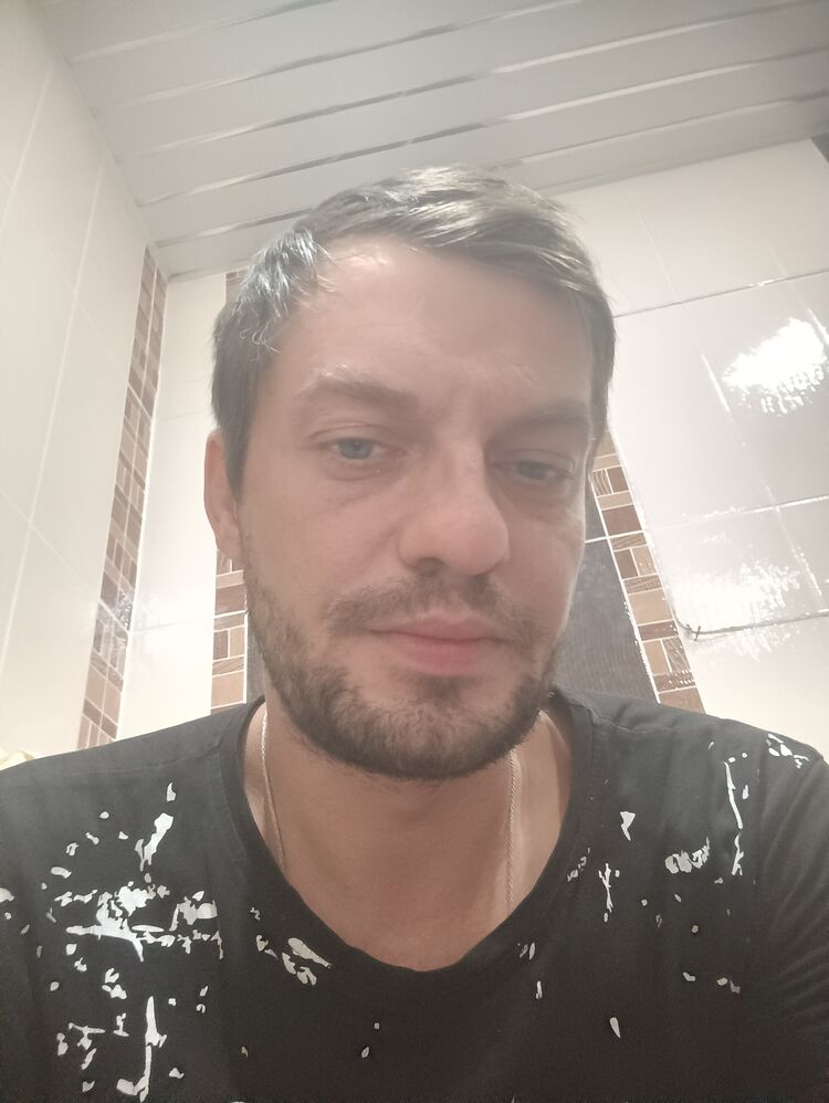  46887687  , 34 ,    