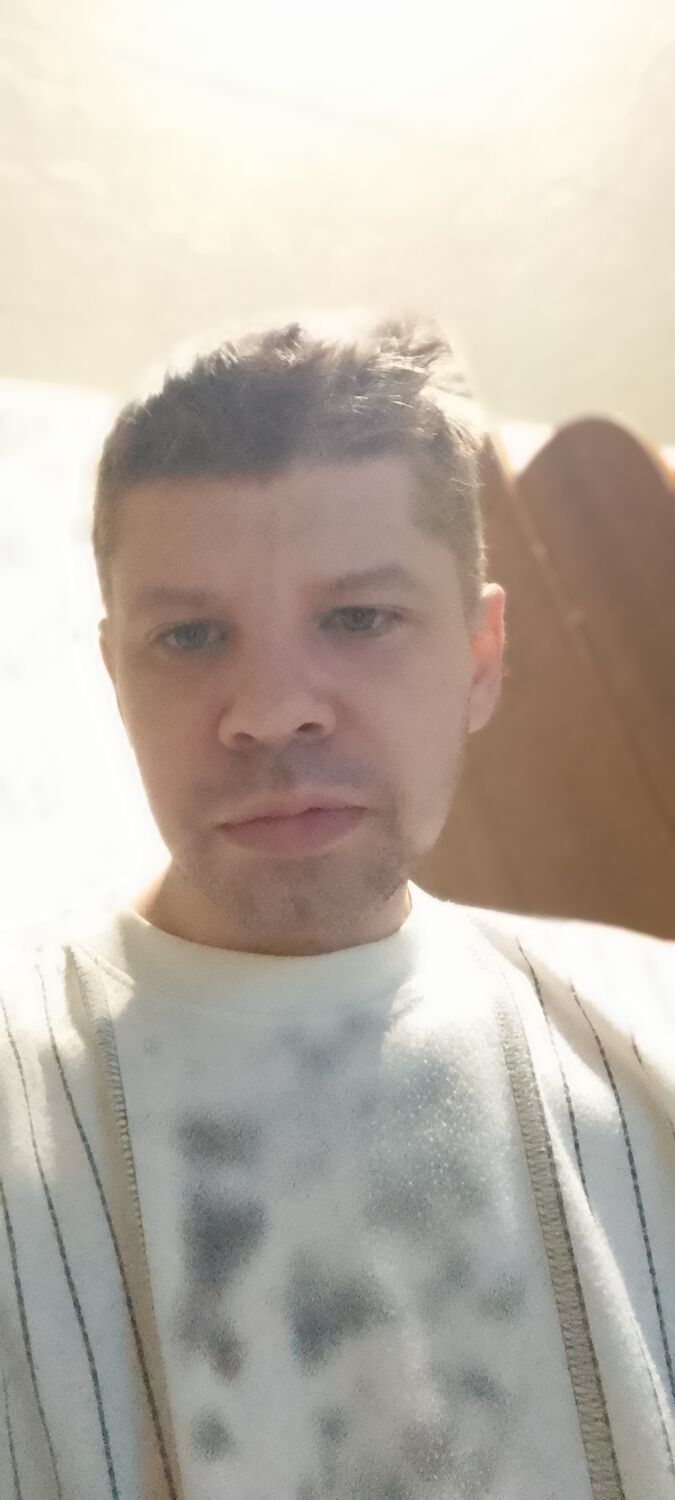  42067527  , 37 ,    