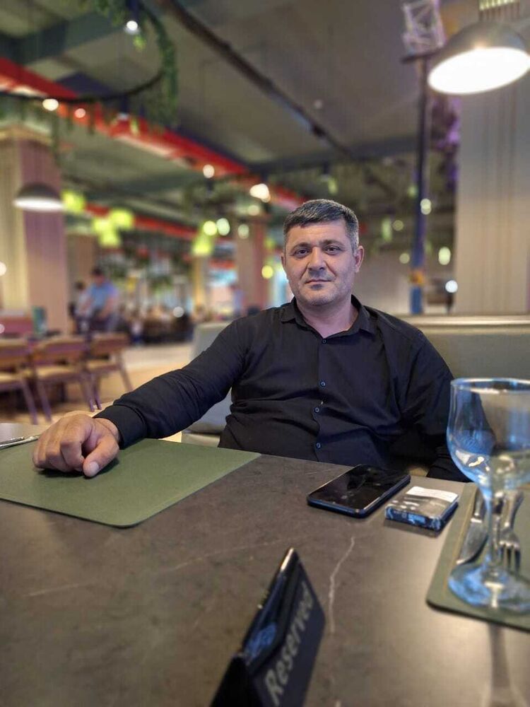  ,   Sahib, 43 ,   ,   