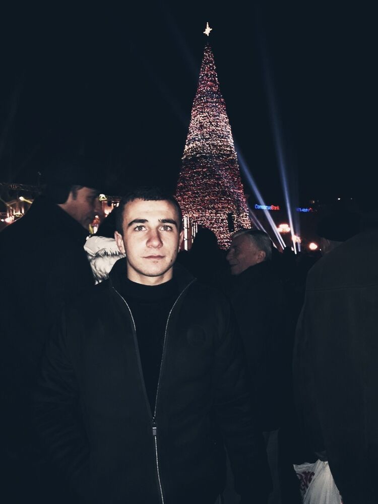  ,   Serge, 29 ,   ,   , c 