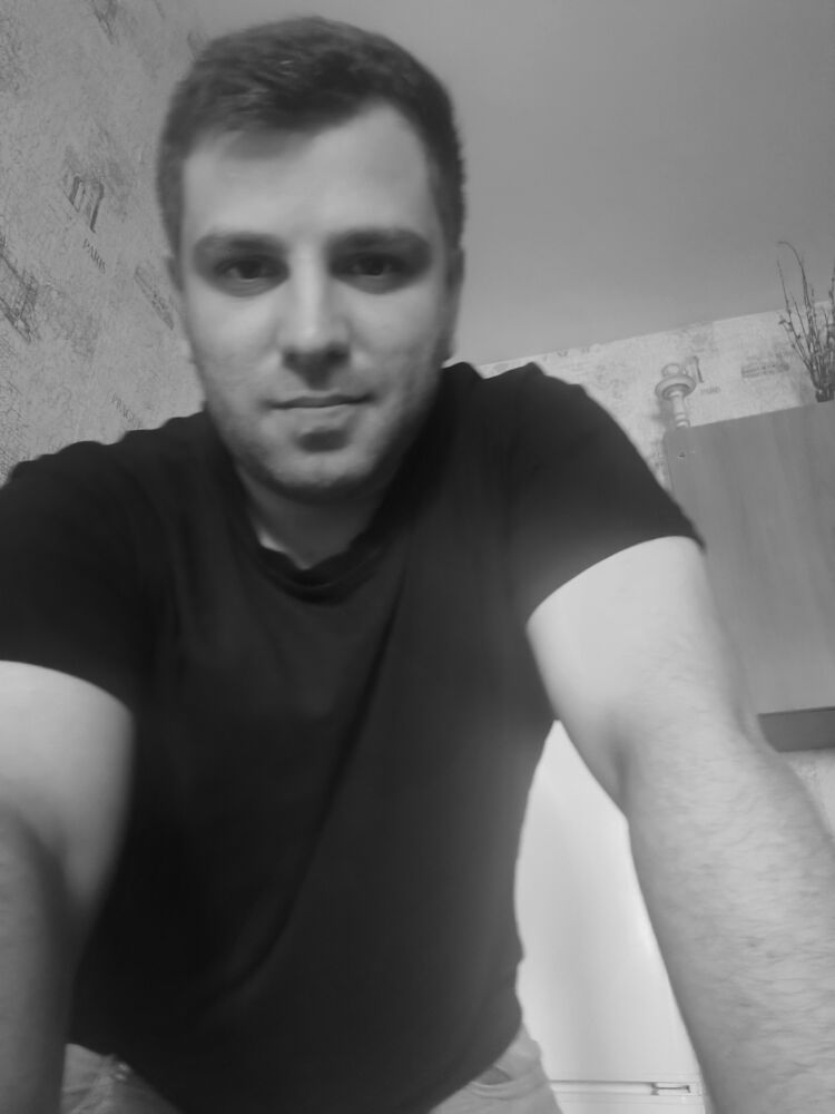  28534307  Gio, 34 ,    