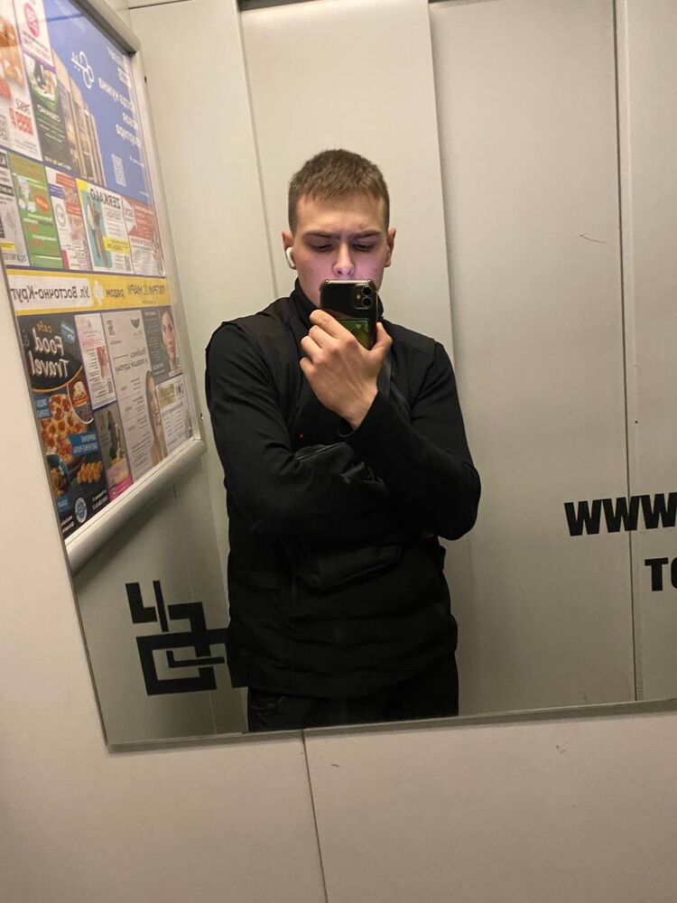  33587447  , 23 ,    