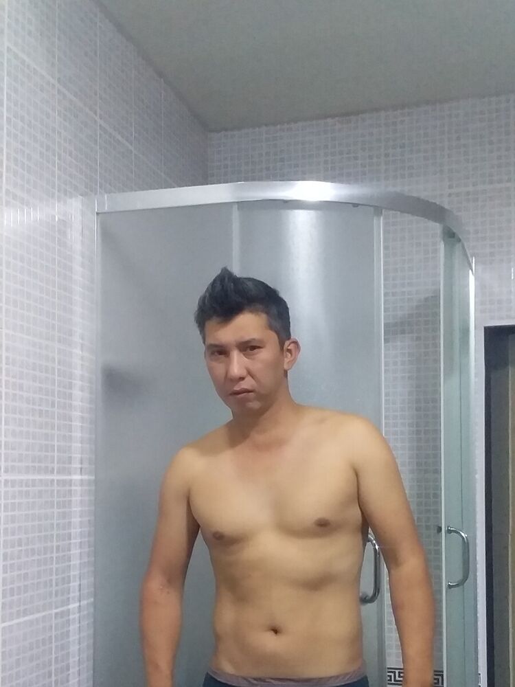  21159047  Nurik, 35 ,    