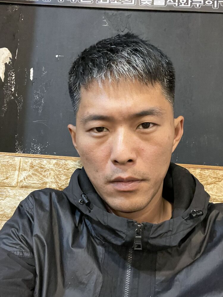  31102407  Vladimir, 38 ,    Kanghwa