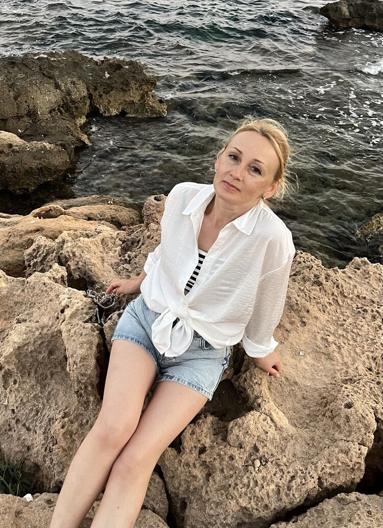  52098637  , 51 ,    Cesson