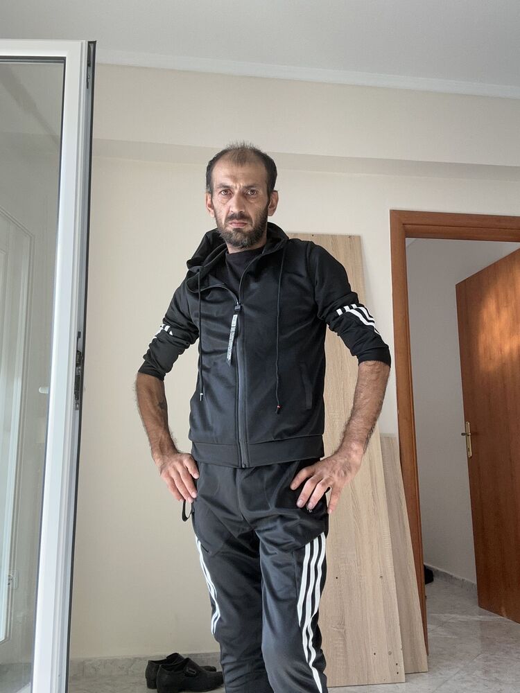  Nicosia,   Theodoros, 40 ,     , c , 