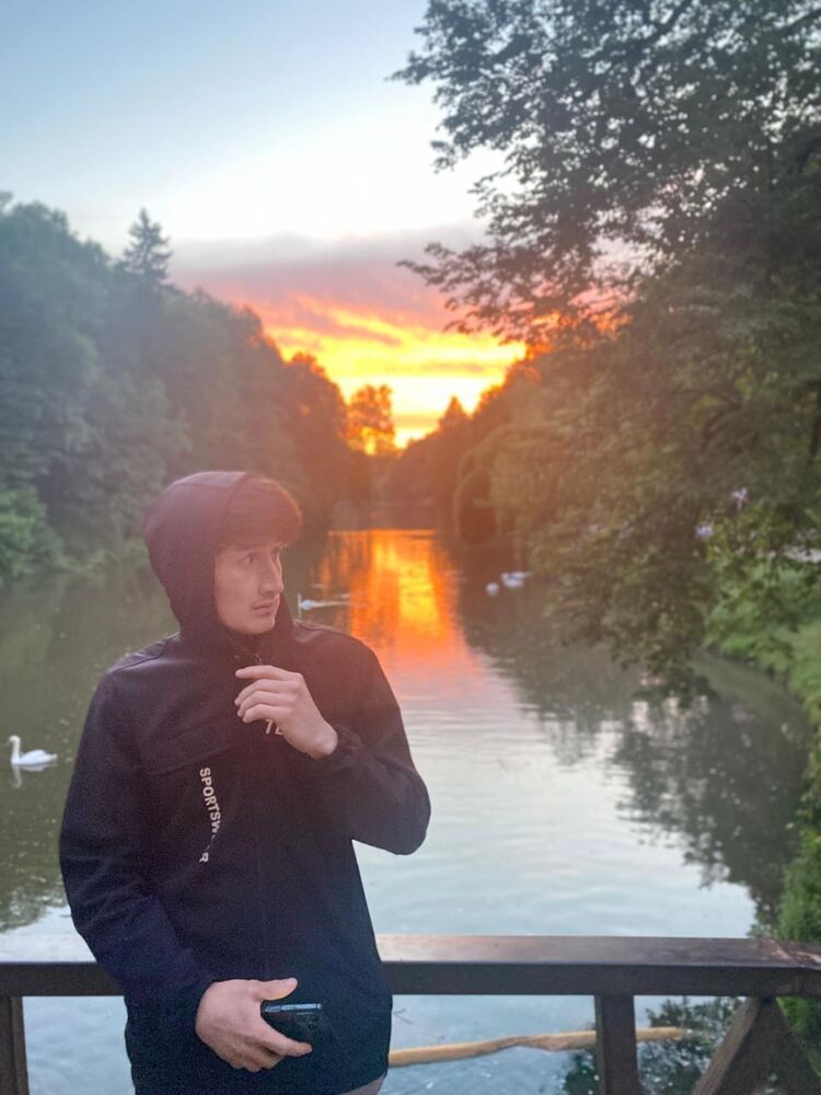  ,    , 24 ,   ,   