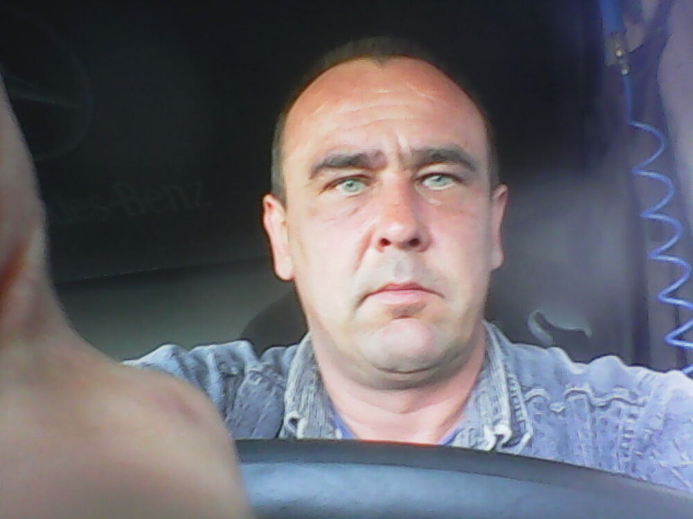  7420687  Vitaliu, 48 ,    